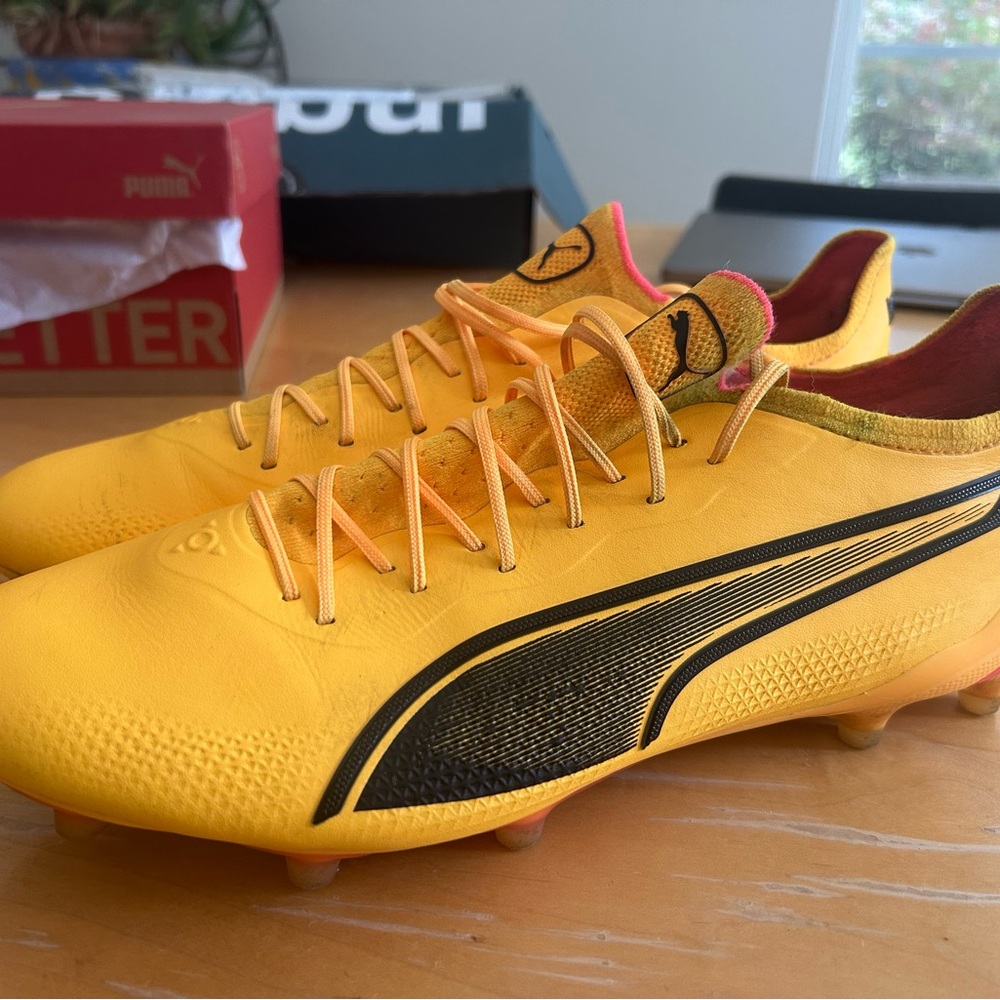 Puma King Ultimate Cleats